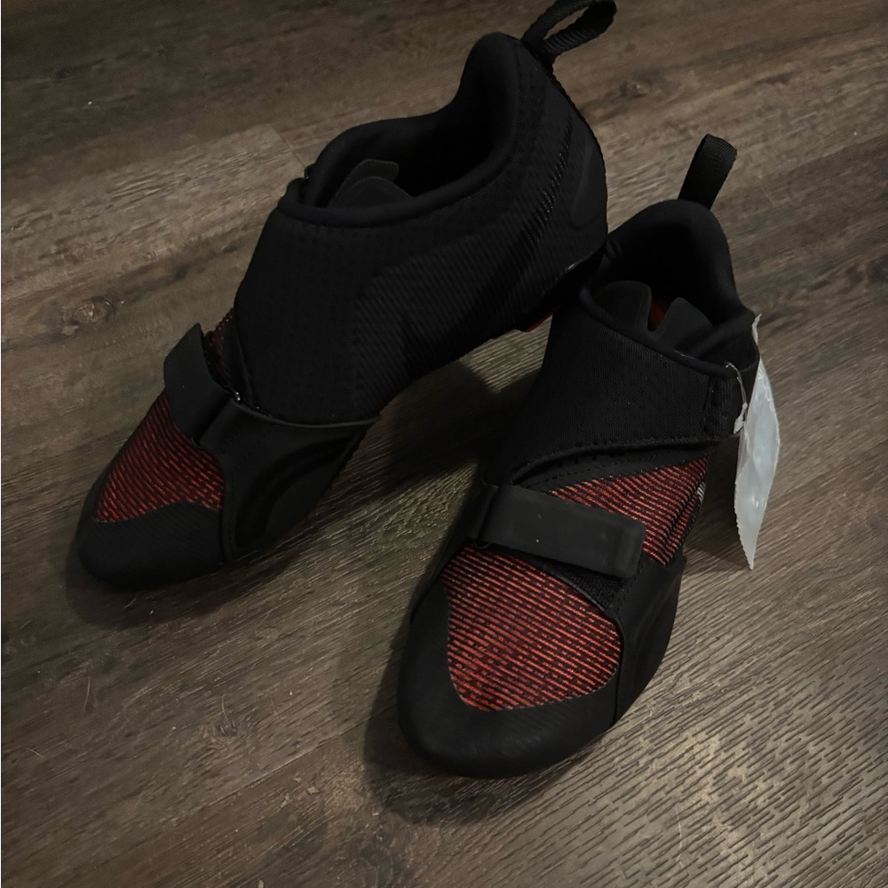Men's Black and Red Athletic Shoes